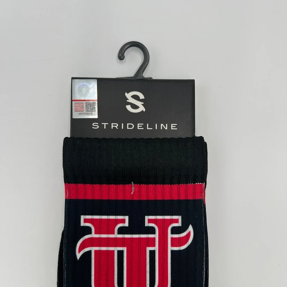 Strideline University of Tampa‎ Spartans NCAA Premium Crew Socks Black Red New